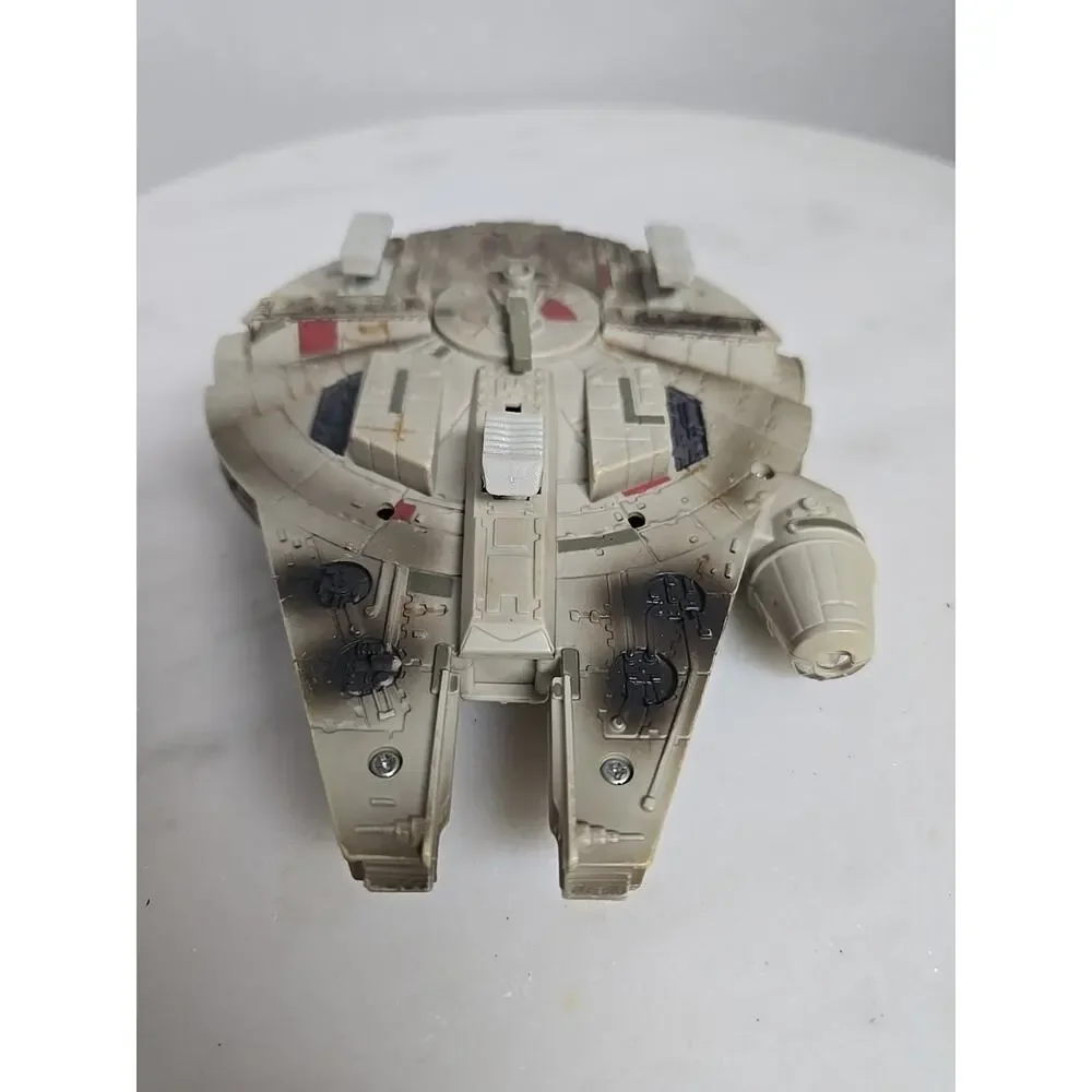 Star Wars Millennium Falcon Battle Damage Hasbro 2002 LFL Micro Machines 7 inch